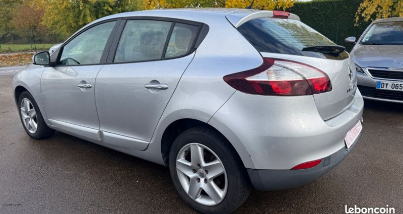 Renault Megane III 1.5 DCI 95 CH Life 2015 - photo n°6 Renault Megane III 1.5 DCI 95 CH Life  occasion à Moneteau - photo n°6