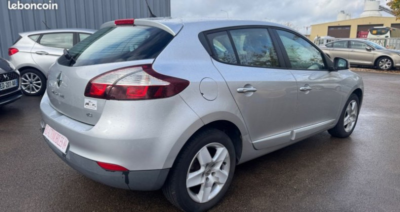 Renault Megane III 1.5 DCI 95 CH Life 2015 - photo n°4 Renault Megane III 1.5 DCI 95 CH Life  occasion à Moneteau - photo n°4