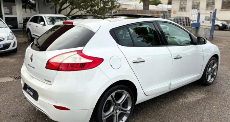 Renault Megane III 2.0 DCI 160CH FAP GT 2012 - photo n°4 Renault Megane III 2.0 DCI 160CH FAP GT  occasion à Strasbourg - photo n°4