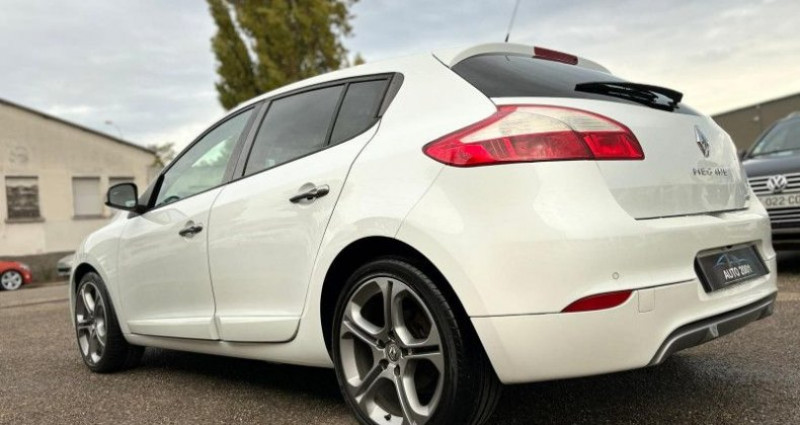 Renault Megane III 2.0 DCI 160CH FAP GT 2012 - photo n°3 Renault Megane III 2.0 DCI 160CH FAP GT  occasion à Strasbourg - photo n°3