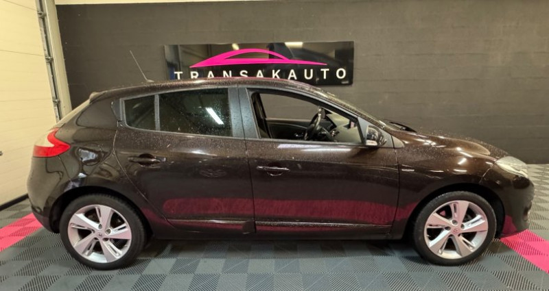 Renault Megane III BERLINE TCE 115 Energy eco2 Limited, DISTRIB NEUVE, CT O 2014 - photo n°6 Renault Megane III BERLINE TCE 115 Energy eco2 Limited, DISTRIB NEUVE, CT O  occasion à Harfleur - photo n°6