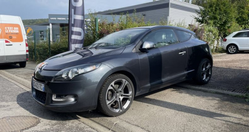 Renault Megane III CoupÃ© 2.0 TCe 1998cm3 180cv