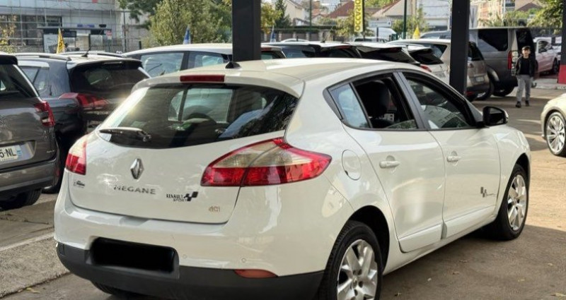 Renault Megane III Phase 2 Hatchback 1.5 dCi 110CV Année 07-2013 à 2390 eur 2013 - photo n°5 Renault Megane III Phase 2 Hatchback 1.5 dCi 110CV Année 07-2013 à 2390 eur  occasion à EPINAY-SUR-SEINE - photo n°5