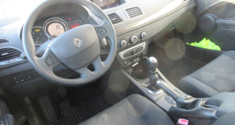 Renault Megane III SOCIETE DCI 95 CONFORT 2014 - photo n°7 Renault Megane III SOCIETE DCI 95 CONFORT  occasion à AUBIERE - photo n°7