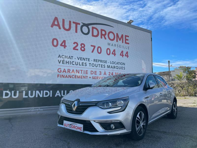 Renault Megane occasion 2018 mise en vente à Marseille 10 par le garage AUTODROME - photo n°1