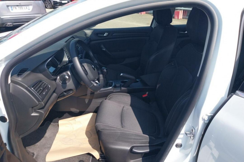 Renault Megane IV BERLINE BUSINESS Blue dCi 95  occasion  AUXERRE - photo n10