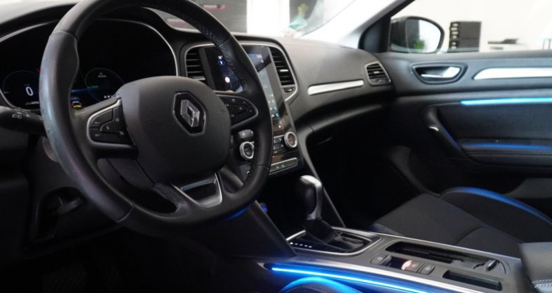 Renault Megane IV BERLINE E-TECH Plug-In Hybride 160 Intens 2022 - photo n°3 Renault Megane IV BERLINE E-TECH Plug-In Hybride 160 Intens  occasion à L'ISLE SUR LA SORGUE - photo n°3