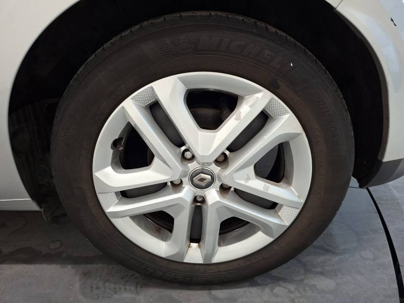Renault Megane IV Berline TCe 115 FAP Business 2020 - photo n°5 Renault Megane IV Berline TCe 115 FAP Business  occasion à Muret - photo n°5