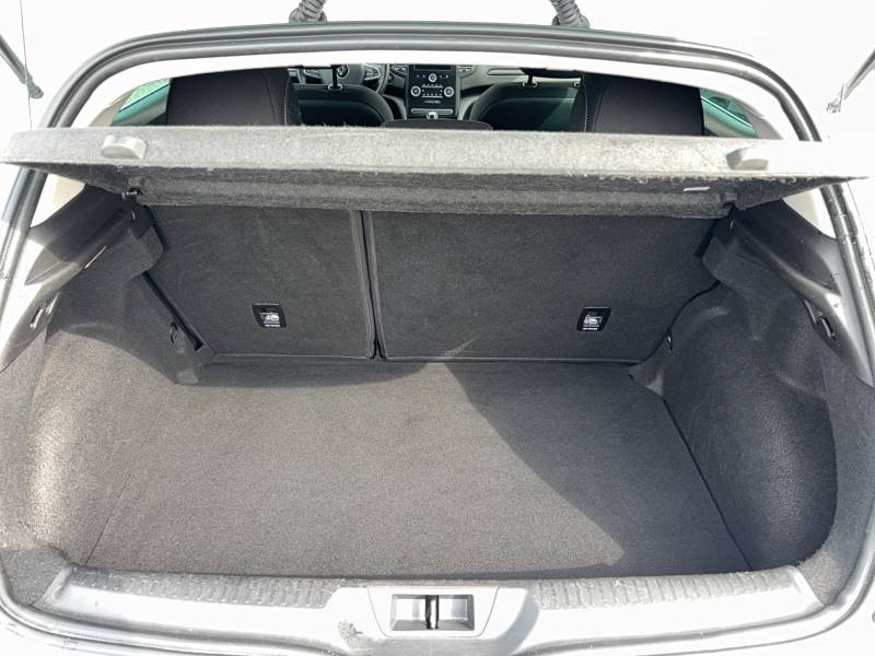 Renault Megane IV Berline TCe 115 FAP Limited  occasion  Marmande - photo n8