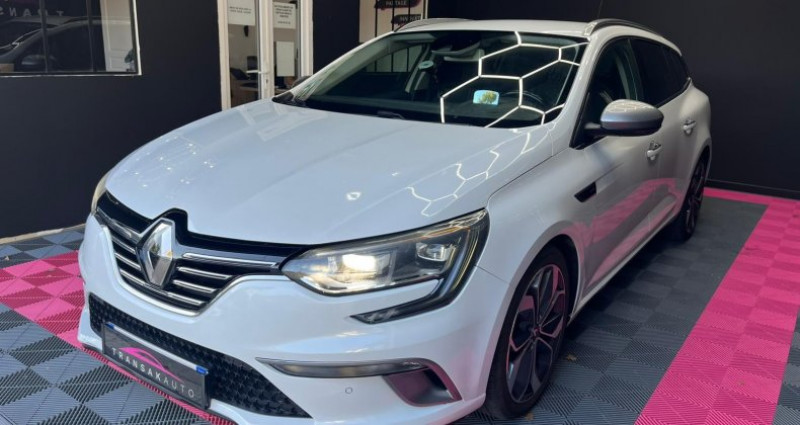 Renault Megane IV ESTATE dCi 130 GT LINE / AFF TETE HAUTE / CAMÉRA / ATTELA 2016 - photo n°3 Renault Megane IV ESTATE dCi 130 GT LINE / AFF TETE HAUTE / CAMÉRA / ATTELA  occasion à Marignane - photo n°3