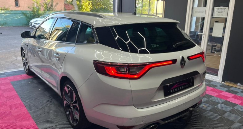 Renault Megane IV ESTATE dCi 130 GT LINE / AFF TETE HAUTE / CAMÉRA / ATTELA 2016 - photo n°4 Renault Megane IV ESTATE dCi 130 GT LINE / AFF TETE HAUTE / CAMÉRA / ATTELA  occasion à Marignane - photo n°4