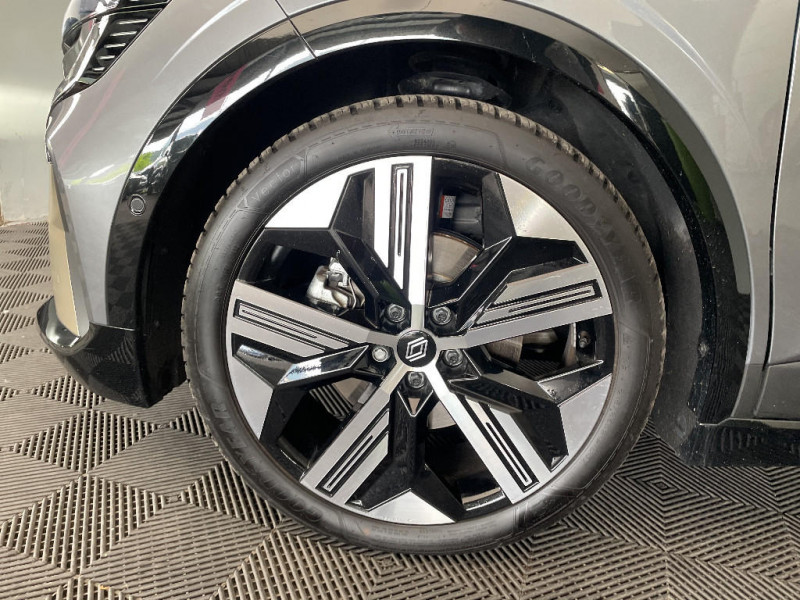 Renault Megane Megane E-Tech 220 ch autonomie confort GSR2 Iconic 2024 - photo n°20 Renault Megane Megane E-Tech 220 ch autonomie confort GSR2 Iconic  occasion à Seynod - photo n°20