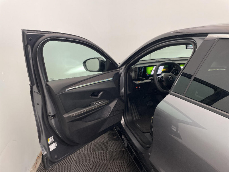 Renault Megane Megane E-Tech 220 ch autonomie confort GSR2 Iconic 2024 - photo n°17 Renault Megane Megane E-Tech 220 ch autonomie confort GSR2 Iconic  occasion à Seynod - photo n°17