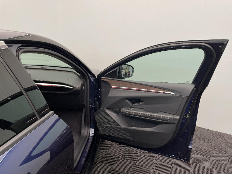 Renault Megane Megane E-Tech EV60 220 ch super charge Iconic 2023 - photo n°20 Renault Megane Megane E-Tech EV60 220 ch super charge Iconic  occasion à Dieppe - photo n°20