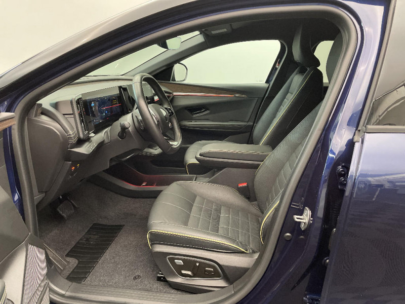 Renault Megane Megane E-Tech EV60 220 ch super charge Iconic 2023 - photo n°18 Renault Megane Megane E-Tech EV60 220 ch super charge Iconic  occasion à Dieppe - photo n°18