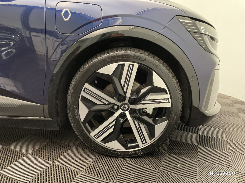 Renault Megane Megane E-Tech EV60 220 ch super charge Iconic 2023 - photo n°8 Renault Megane Megane E-Tech EV60 220 ch super charge Iconic  occasion à Dieppe - photo n°8