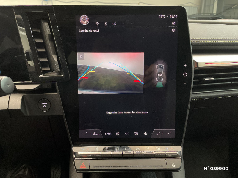 Renault Megane Megane E-Tech EV60 220 ch super charge Iconic 2023 - photo n°14 Renault Megane Megane E-Tech EV60 220 ch super charge Iconic  occasion à Dieppe - photo n°14