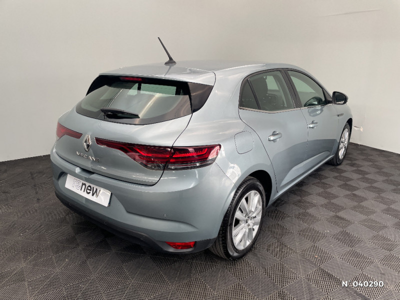 Renault Megane Mégane IV Berline Blue dCi 115 - 20 Business 2021 - photo n°4 Renault Megane Mégane IV Berline Blue dCi 115 - 20 Business  occasion à Abbeville - photo n°4