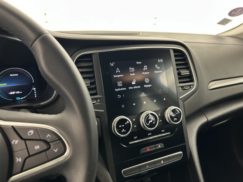 Renault Megane Mégane IV Estate E-TECH Plug-In Hybride 160 Business 5p 2021 - photo n°18 Renault Megane Mégane IV Estate E-TECH Plug-In Hybride 160 Business 5p  occasion à SAINT-GREGOIRE - photo n°18