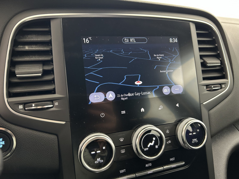 Renault Megane Mégane IV Estate E-TECH Plug-In Hybride 160 Business 5p 2021 - photo n°20 Renault Megane Mégane IV Estate E-TECH Plug-In Hybride 160 Business 5p  occasion à SAINT-GREGOIRE - photo n°20