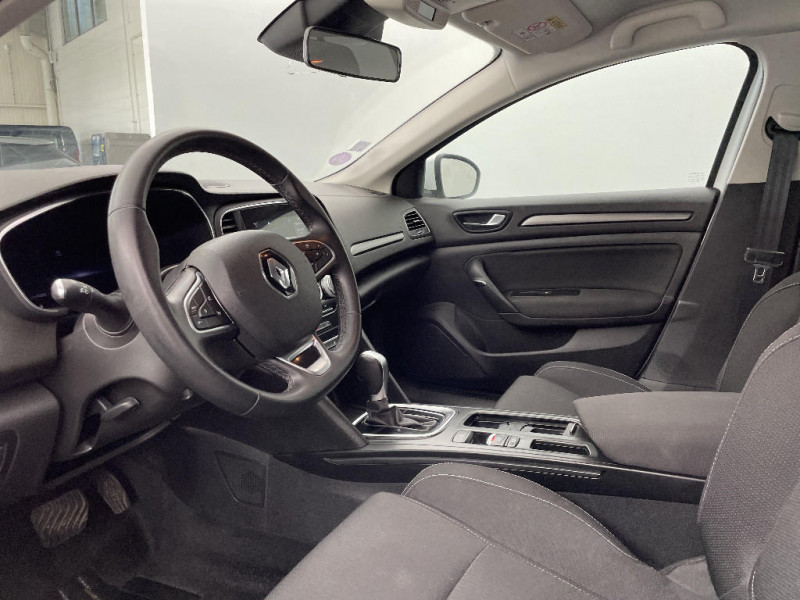 Renault Megane Mégane IV Estate E-TECH Plug-In Hybride 160 Business 2020 - photo n°17 Renault Megane Mégane IV Estate E-TECH Plug-In Hybride 160 Business  occasion à Beauvais - photo n°17