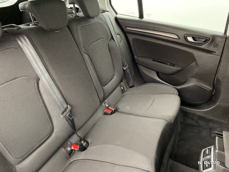 Renault Megane Mégane IV Estate E-TECH Plug-In Hybride 160 Business 2020 - photo n°11 Renault Megane Mégane IV Estate E-TECH Plug-In Hybride 160 Business  occasion à Beauvais - photo n°11