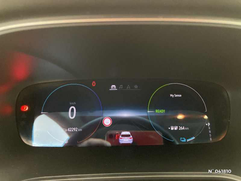 Renault Megane Mégane IV Estate E-TECH Plug-In Hybride 160 Business 2020 - photo n°12 Renault Megane Mégane IV Estate E-TECH Plug-In Hybride 160 Business  occasion à Beauvais - photo n°12