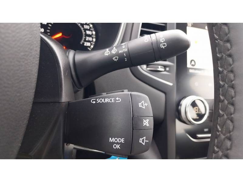 Renault Megane SOCIETE IV BLUE DCI 115 - 21N AIR NAV 2P 2022 - photo n°20 Renault Megane SOCIETE IV BLUE DCI 115 - 21N AIR NAV 2P  occasion à Toulouse - photo n°20