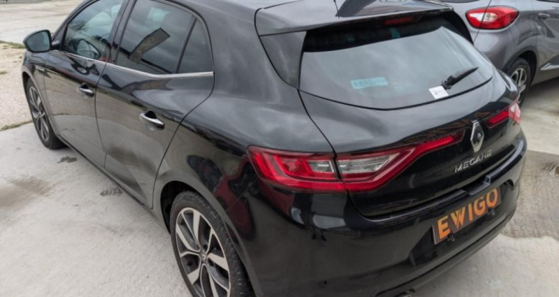 Renault Megane TCE 130 ENERGY INTENS 1ERE MAIN 2017 - photo n°2 Renault Megane TCE 130 ENERGY INTENS 1ERE MAIN  occasion à ANDREZIEUX-BOUTHEON - photo n°2