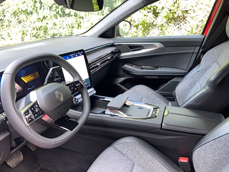 Renault Rafale E-Tech full hybrid 200 Techno 5p 2024 - photo n°9 Renault Rafale E-Tech full hybrid 200 Techno 5p  occasion à SAINT-GREGOIRE - photo n°9