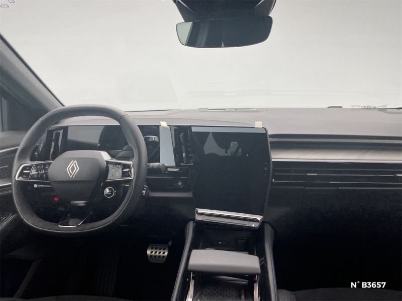 Renault Rafale Rafale E-Tech 4x4 300 atelier Alpine 2025 - photo n°9 Renault Rafale Rafale E-Tech 4x4 300 atelier Alpine  occasion à Cluses - photo n°9
