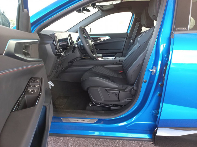 Renault Rafale Rafale E-Tech full hybrid 200 esprit Alpine 5p 2025 - photo n°7 Renault Rafale Rafale E-Tech full hybrid 200 esprit Alpine 5p  occasion à Muret - photo n°7