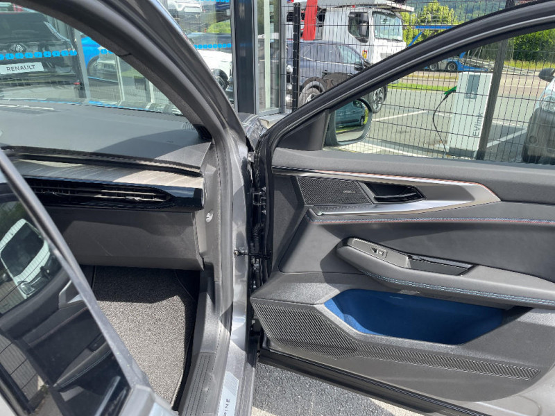 Renault Rafale Rafale E-Tech full hybrid 200 esprit Alpine 2025 - photo n°20 Renault Rafale Rafale E-Tech full hybrid 200 esprit Alpine  occasion à Pont-Audemer - photo n°20