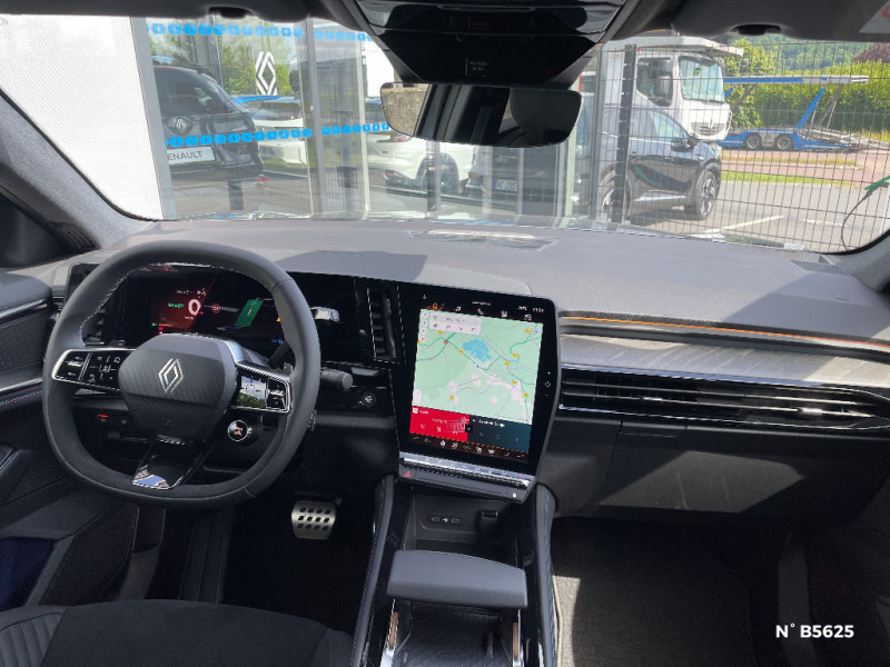 Renault Rafale Rafale E-Tech full hybrid 200 esprit Alpine 2025 - photo n°9 Renault Rafale Rafale E-Tech full hybrid 200 esprit Alpine  occasion à Pont-Audemer - photo n°9