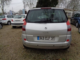 Renault Scenic II 1.9 DCI 130CH FAP DYNAMIQUE  occasion  Aucamville - photo n6