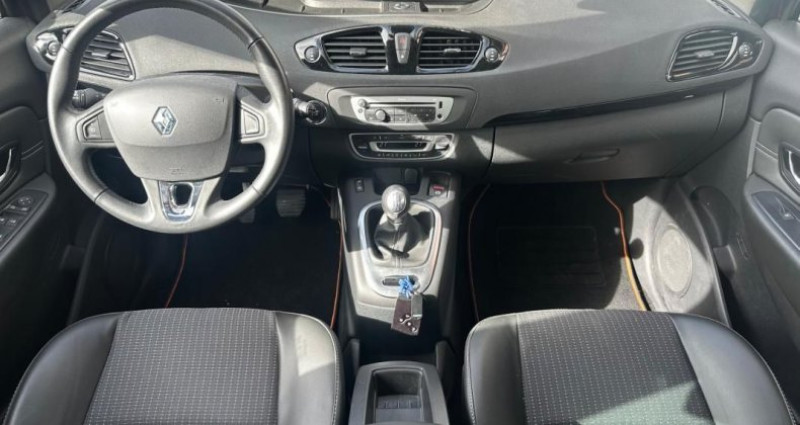 Renault Scenic 1.2 TCE 130CH LIMITED MOTEUR A CHAINE 2015 - photo n°3 Renault Scenic 1.2 TCE 130CH LIMITED MOTEUR A CHAINE  occasion à Le Versoud - photo n°3