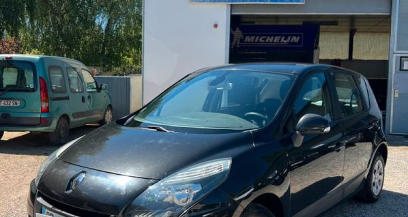Renault Scenic 1.5 dCi 110 cv