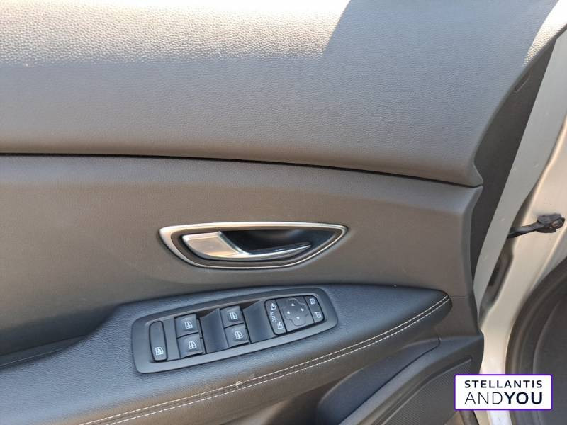 Renault Scenic Blue dCi 120 Business  occasion  CHAMBRAY LES TOURS - photo n8