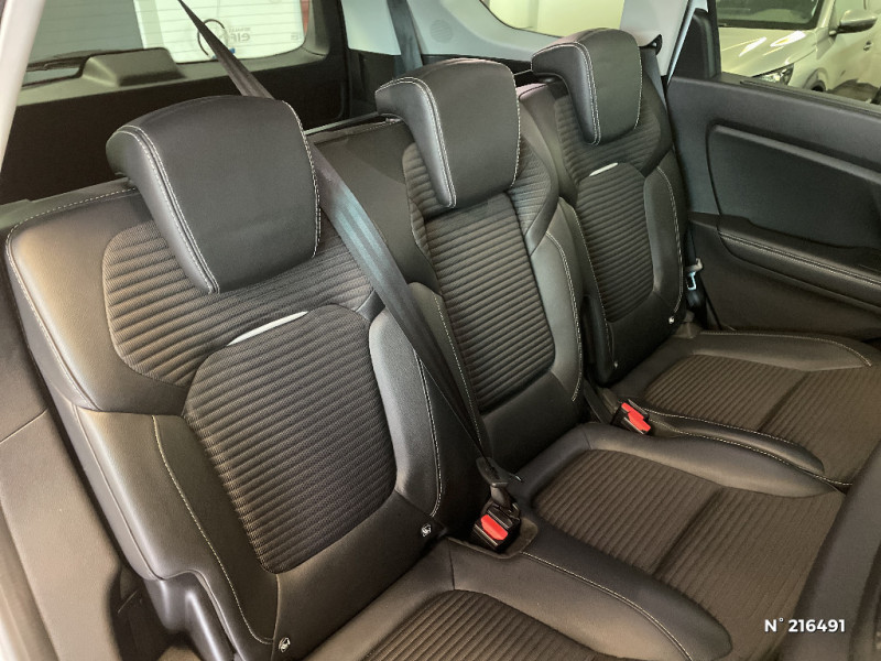 Renault Scenic GRAND SCENIC TCE 130 ENERGY INTENS 2017 - photo n°11 Renault Scenic GRAND SCENIC TCE 130 ENERGY INTENS  occasion à Corbeil-Essonnes - photo n°11