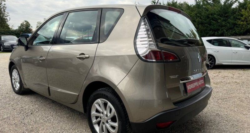Renault Scenic III 1.5 DCI 110CH FAP DYNAMIQUE EDC 2012 - photo n°5 Renault Scenic III 1.5 DCI 110CH FAP DYNAMIQUE EDC  occasion à Moirans - photo n°5