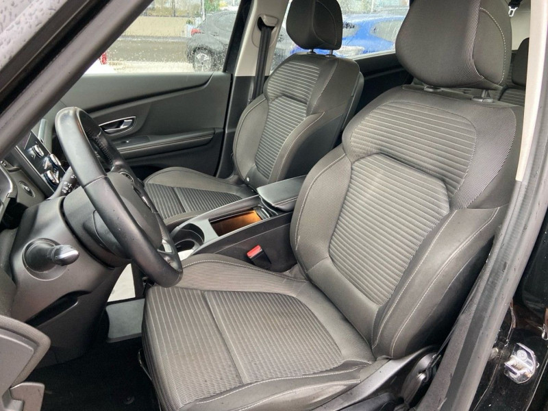Renault Scenic IV 1.5 DCI 110 BUSINESS 2017 - photo n°13 Renault Scenic IV 1.5 DCI 110 BUSINESS  occasion à Lescure-d'Albigeois - photo n°13