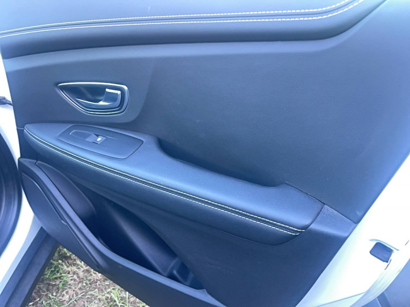 Renault Scenic Scenic Blue dCi 120 Intens 5p 2020 - photo n°18 Renault Scenic Scenic Blue dCi 120 Intens 5p  occasion à Lescure-d'Albigeois - photo n°18
