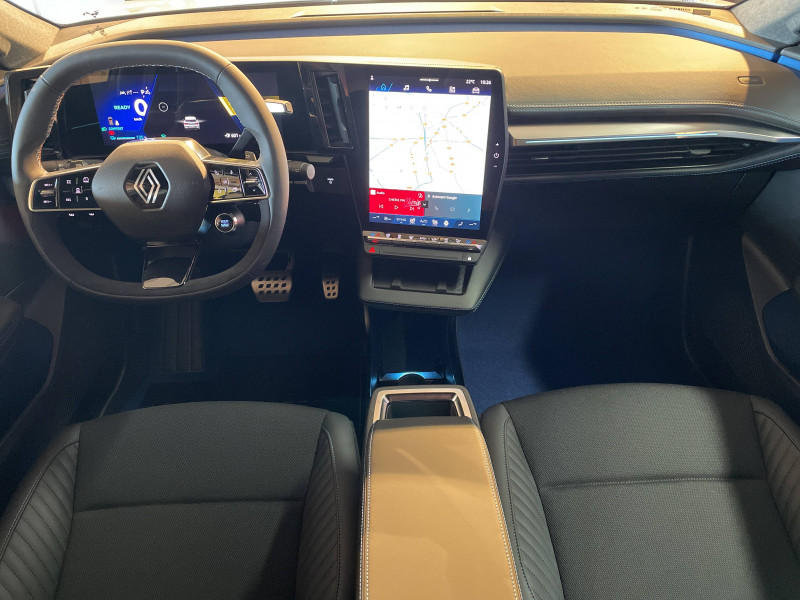 Renault Scenic Scenic E-Tech electrique 220 ch grande autonomie Techno espr 2024 - photo n°11 Renault Scenic Scenic E-Tech electrique 220 ch grande autonomie Techno espr  occasion à Agen - photo n°11