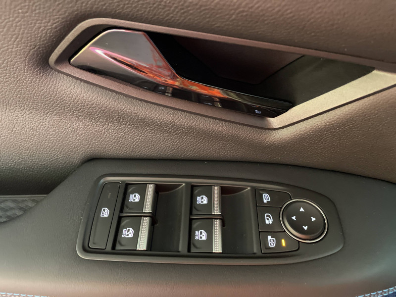 Renault Scenic Scenic E-Tech electrique 220 ch grande autonomie Techno espr 2024 - photo n°16 Renault Scenic Scenic E-Tech electrique 220 ch grande autonomie Techno espr  occasion à Agen - photo n°16