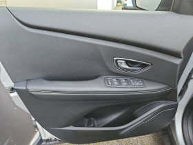 Renault Scenic Scenic TCe 130 Energy Business 5p  occasion  Lescure-d'Albigeois - photo n14