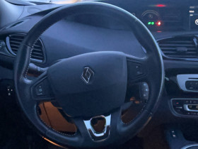 Renault Scenic Scenic Xmod TCe 130 Energy Bose Edition 5p  occasion  Lescure-d'Albigeois - photo n10