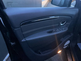 Renault Scenic Scenic Xmod TCe 130 Energy Bose Edition 5p  occasion  Lescure-d'Albigeois - photo n14