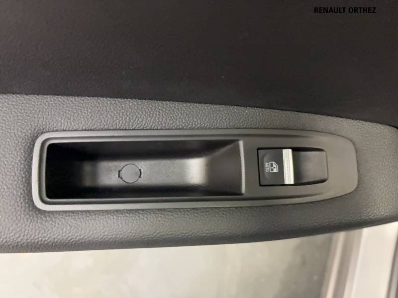 Renault Symbioz E-Tech full hybrid 145 Techno 2025 - photo n°19 Renault Symbioz E-Tech full hybrid 145 Techno  occasion à Orthez - photo n°19