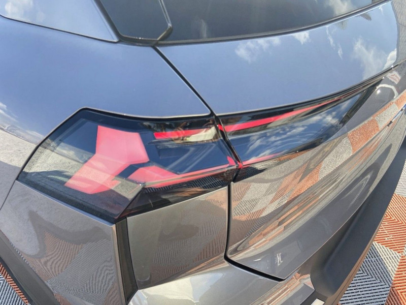 Renault Symbioz E-Tech full hybrid 160 TECHNO GPS Caméra 360° Hayon JA 18 2025 - photo n°11 Renault Symbioz E-Tech full hybrid 160 TECHNO GPS Caméra 360° Hayon JA 18  occasion à Lescure-d'Albigeois - photo n°11