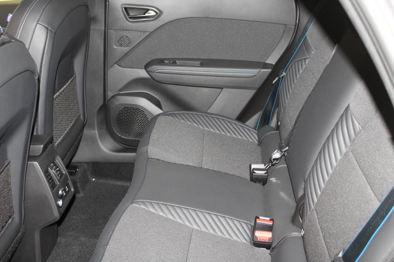 Renault Symbioz Symbioz E-Tech full hybrid 160 ch Esprit Alpine 5p 2025 - photo n°19 Renault Symbioz Symbioz E-Tech full hybrid 160 ch Esprit Alpine 5p  occasion à Orthez - photo n°19